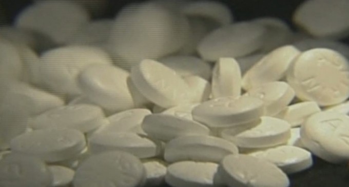 Tomar aspirina antes de ir a dormir podría reducir el riesgo de ataque al corazón