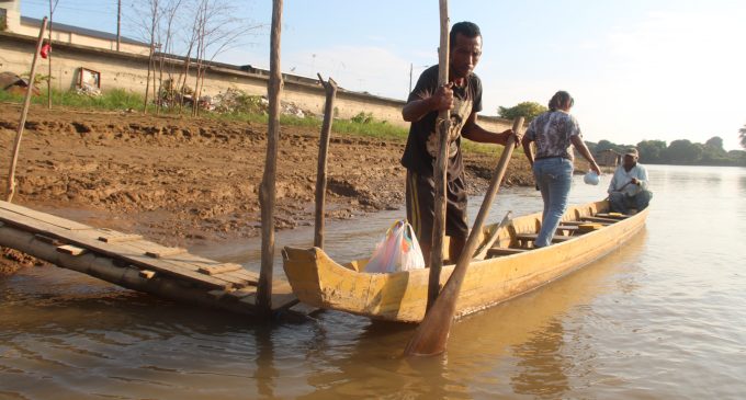 Canoas mantienen costumbres en Babahoyo