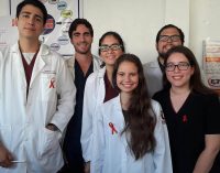 Estudiantes de medicina de  la UEES impartieron charlas sobre VIH/SIDA en Babahoyo